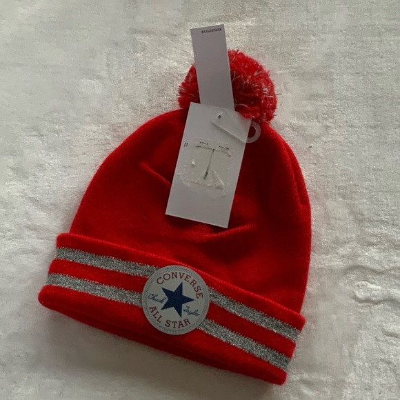 Converse All Star Chuck Taylor Youth Reflective Pom Pom Beanie Hat - Picture 2 of 8